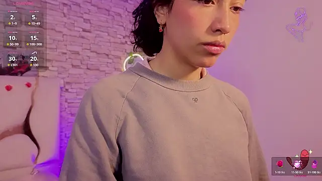 Joselyn tay online show from February 17, 11:50 am