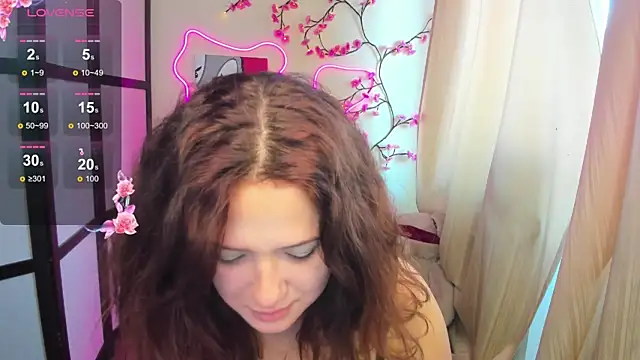 Snapshot of Anora_Miller chatting on November 14, 8:35 am Anora Miller online show from November 14, 8:35 am