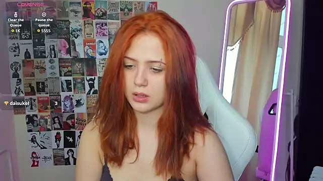 Anora Miller online show from December 15, 8:18 am