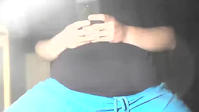 bigcumfrench online show from April 17, 5:21 am