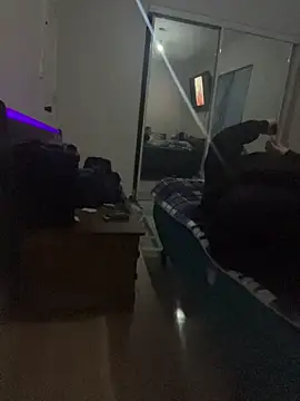 ymfg69 online show from April 21, 6:31 am