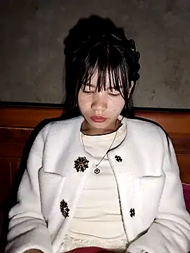 Snapshot of gugu0022 chatting on January 31, 10:19 pm gugu0022 online show from January 31, 10:19 pm