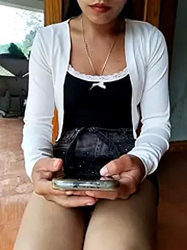 gugu0022 online show from April 15, 11:49 pm