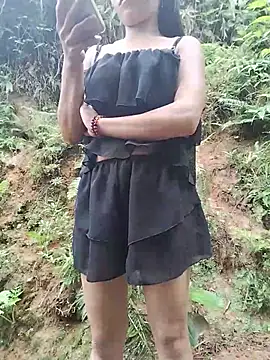 gugu0022 online show from June 16, 11:18 pm