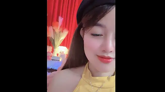 MiCandy-Lovee online show from December 2, 7:25 am