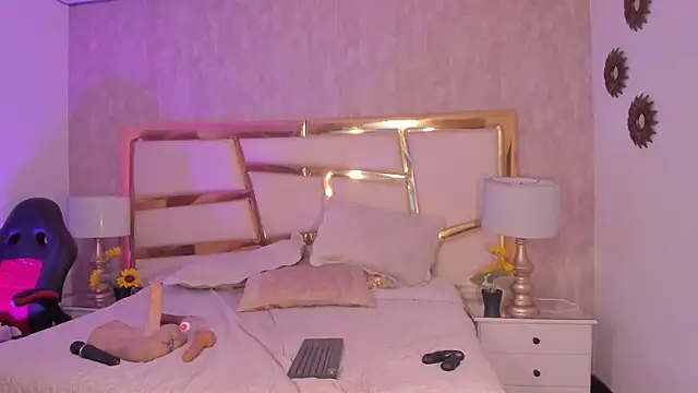 Snapshot of JacobRusso chatting on July 17, 5:25 am JacobRusso online show from July 17, 5:25 am
