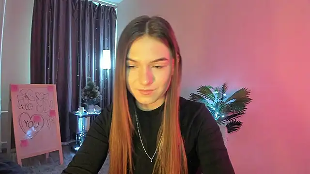 luna lust 212 online show from February 24, 4:21 am