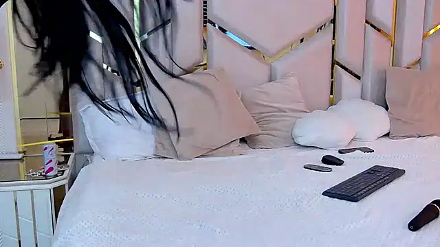 AnabelleWesst online show from April 11, 5:34 am