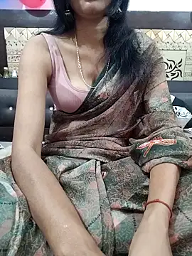 Snapshot of Hot_sexy_kinjal chatting on November 14, 4:28 pm Hot sexy kinjal online show from November 14, 4:28 pm