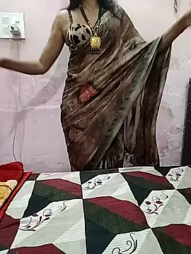 Snapshot of Hot_sexy_kinjal chatting on November 15, 5:27 am Hot sexy kinjal online show from November 15, 5:27 am