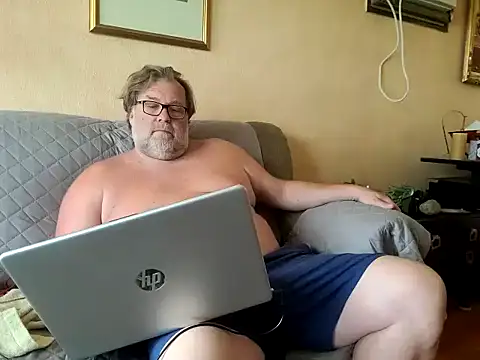 Joshc405 online show from July 11, 1:36 pm