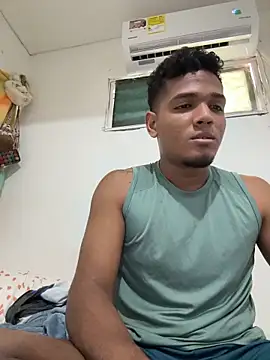 Snapshot of SeductivoX chatting on November 12, 7:57 pm SeductivoX online show from November 12, 7:57 pm