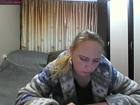 JenniDeep online show from March 15, 7:42 pm