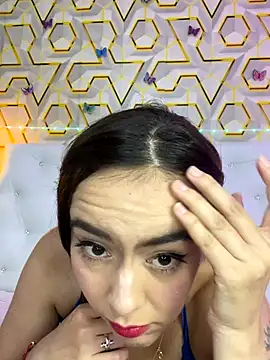 MelanyyJhonson15 online show from December 18, 8:37 pm