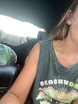 Snapshot of miatate chatting on February 10, 7:18 pm miatate online show from February 10, 7:18 pm