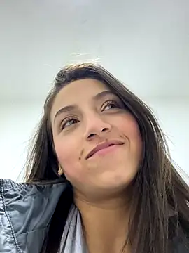 Paulett Smith online show from December 1, 11:21 pm