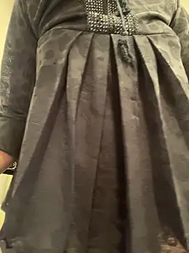 Snapshot of PUSYANSHI chatting on November 13, 4:11 am PUSYANSHI online show from November 13, 4:11 am