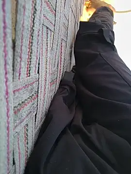 Ritik143jhil online show from December 20, 11:17 am