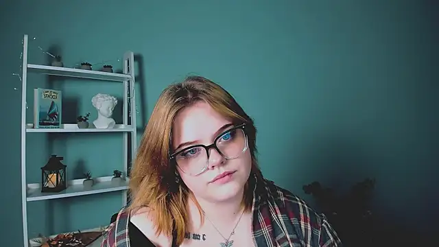 lika pop online show from November 23, 9:42 am