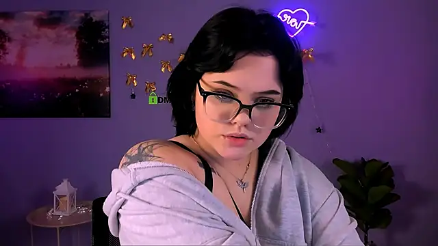 lika pop online show from January 9, 7:26 pm