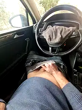 -The-Last- online show from January 8, 12:18 pm