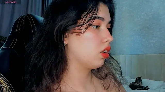 Snapshot of Diara_1an chatting on May 15, 4:08 am Diara 1an online show from May 15, 4:08 am