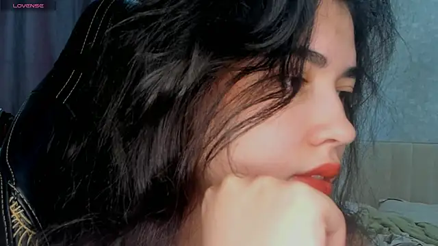 Snapshot of Diara_1an chatting on June 26, 4:17 am Diara 1an online show from June 26, 4:17 am