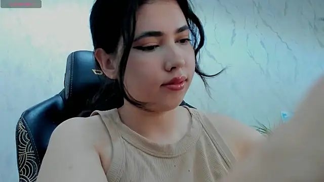 Snapshot of Diara_1an chatting on July 14, 5:45 am Diara 1an online show from July 14, 5:45 am