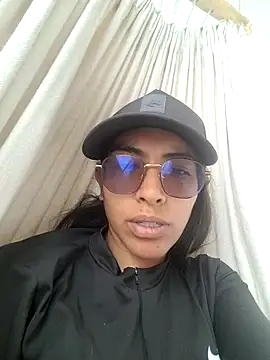 Naomi Nyx online show from November 14, 2:38 pm