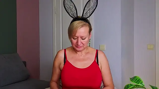 JessyMor online show from November 13, 4:28 pm