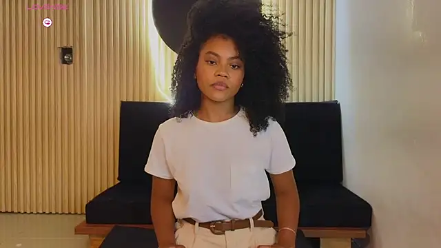 vanestraus online show from April 10, 10:36 pm