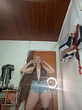 SexyMilf1211 online show from December 1, 5:18 pm