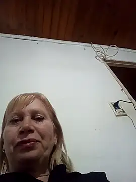 Snapshot of SexyMilf1211 chatting on May 2, 10:48 pm SexyMilf1211 online show from May 2, 10:48 pm