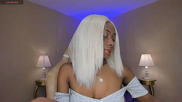 Midnight Bluee online show from December 22, 8:28 pm