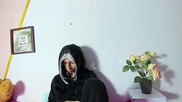 Charlothe 7 online show from November 23, 4:01 am