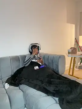 Snapshot of Drekacakez chatting on May 13, 4:48 pm Drekacakez online show from May 13, 4:48 pm