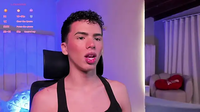 Seab trooy online show from March 3, 9:04 am