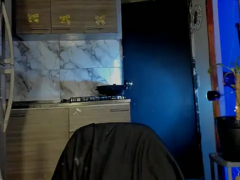 aprille15 online show from April 19, 12:11 am