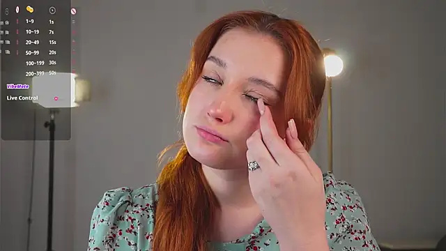 AmelieSeductress online show from December 19, 1:51 pm