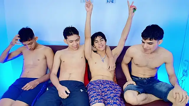 CHILLBICREWX online show from March 7, 5:15 am