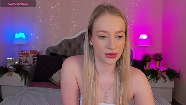 elldiana online show from January 7, 1:30 am