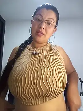 Snapshot of CelesteAlvarez1989 chatting on May 23, 3:12 am CelesteAlvarez1989 online show from May 23, 3:12 am