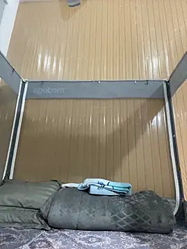 sara-xx online show from December 4, 2:21 am