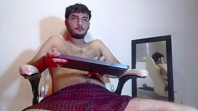 Brunicci online show from December 1, 8:30 am