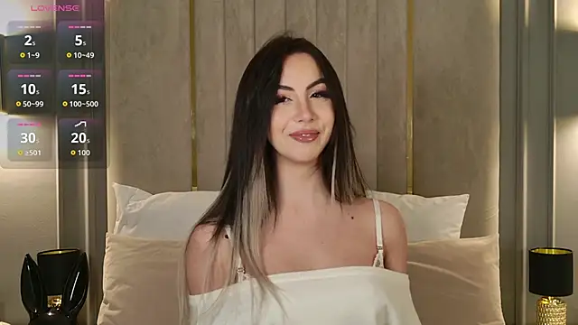 RileyHeaven online show from February 17, 9:43 pm