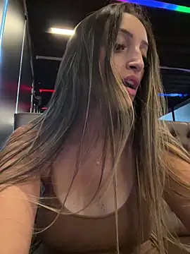 BelleRune online show from April 17, 7:28 pm