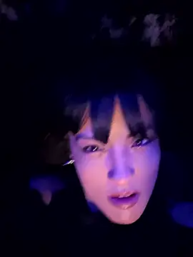 monalily online show from January 10, 6:48 am