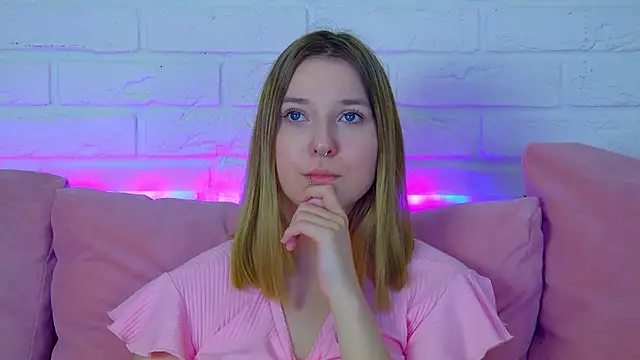 TinnaBurton online show from March 19, 4:55 pm