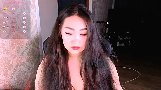 Emma Uilson online show from April 9, 7:52 pm