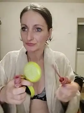 CrazyMaya39 online show from April 9, 11:10 pm